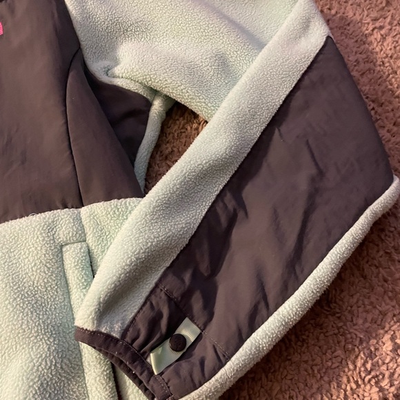 North Face size M - Picture 3 of 6